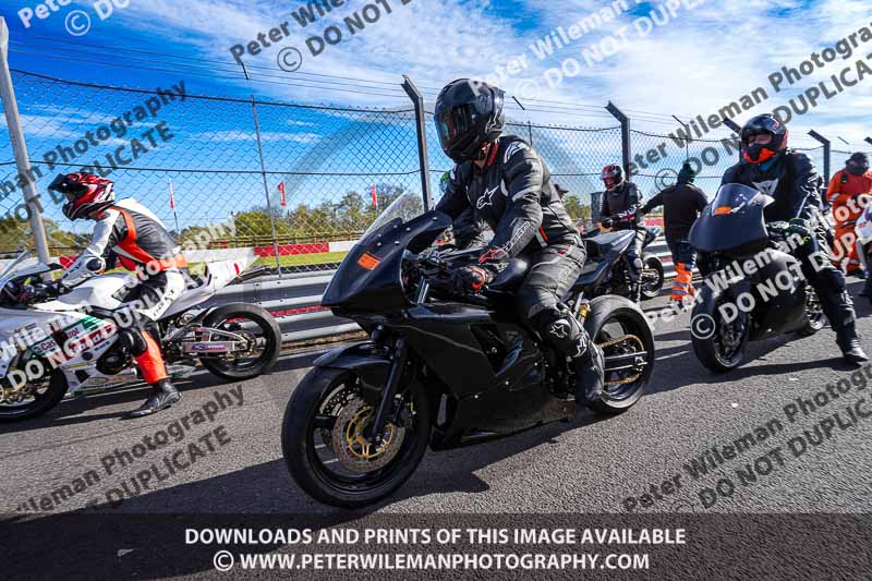 donington no limits trackday;donington park photographs;donington trackday photographs;no limits trackdays;peter wileman photography;trackday digital images;trackday photos